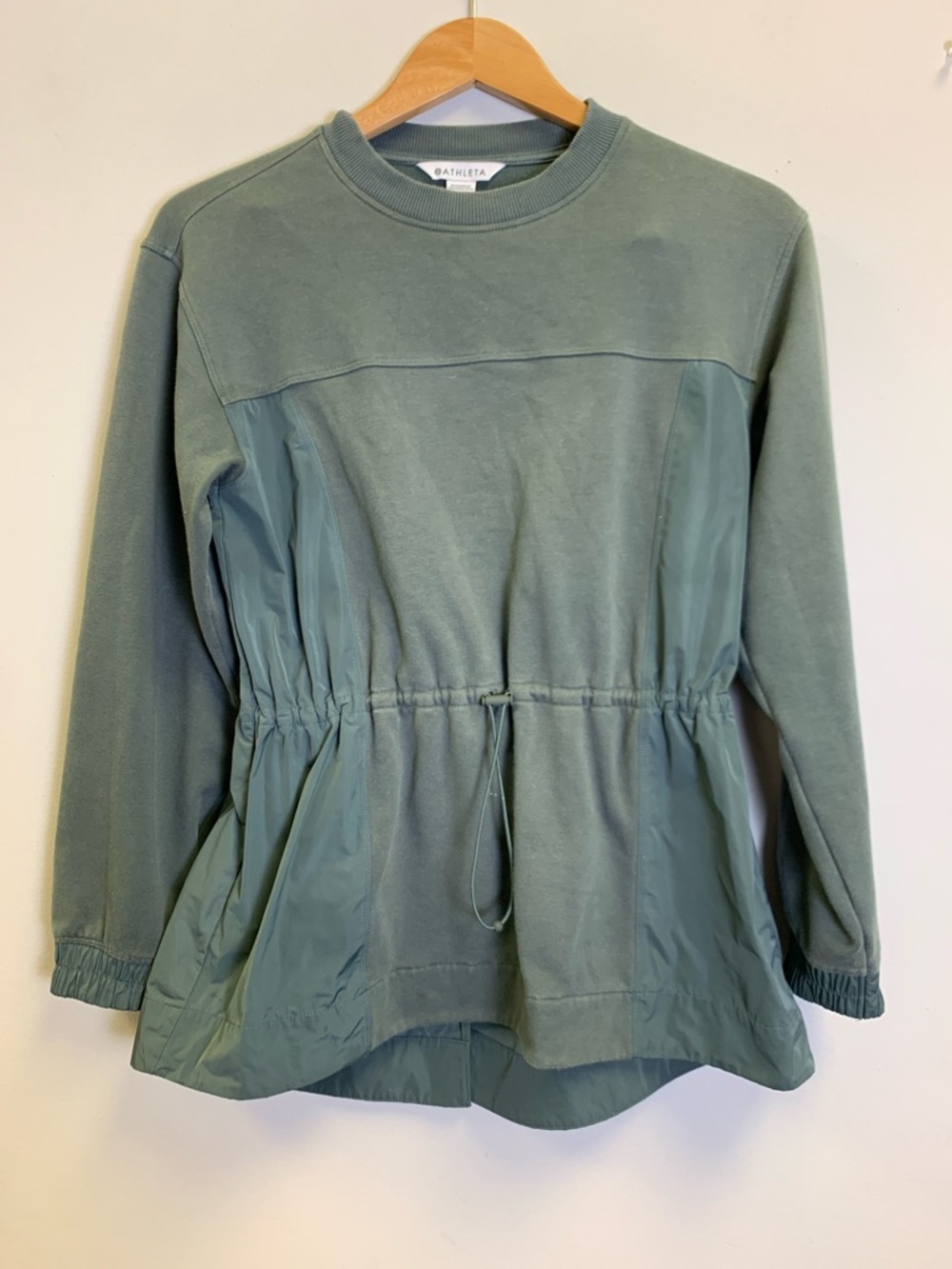 Athleta Long Sleeve Top in Sage Green - XS